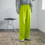 タックワイドストレートスラックスパンツ