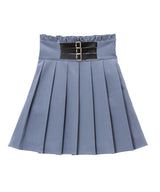 3連バックルベルトプリーツスカート