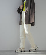 キルティングテーパードセンタープレスパンツ