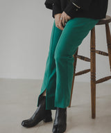 フロントスリットパンツ