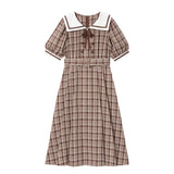 セーラーカラーサイドプリーツ半袖ワンピース