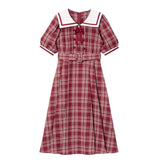 セーラーカラーサイドプリーツ半袖ワンピース