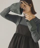 フレアスリーブトップス