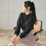 フリルスタンドカラーブラウス