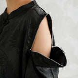 ドラゴン×ジップ肩見せチャイナカラーブラウス