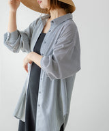 ラッシュガードシャツ