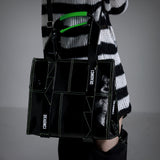 ネオンアクセントスクエアトートバッグ(ショルダーベルト付)