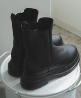 サイドゴアブーツ