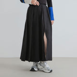 プリーツスリットロングスカート