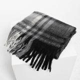 ふわふわチェックボリュームマフラー