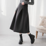 シンプルタックダンボールフレアスカート