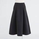 シンプルタックダンボールフレアスカート