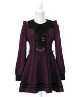 コウモリ襟チェーンボタンフリルプリーツワンピース