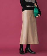 フェイクレザーロングナロースカート