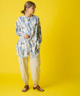 バックオープンバンドカラーデザインシャツ