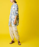 バックオープンバンドカラーデザインシャツ