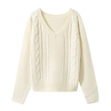 クルーネックorVネックケーブルニットトップス