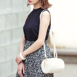 チェーンディテイルサークルボストンショルダーバッグ