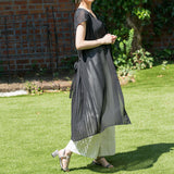 バックプリーツマキシワンピース