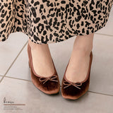 ヒールアップスクエアトゥファーパンプス