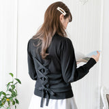 バックレースアップニット