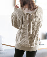バックシャンケーブルニットトップス