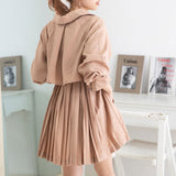 バックプリーツショートトレンチコート