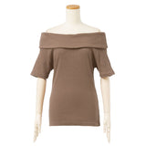 オフショルテレコトップス