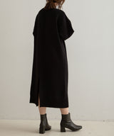 バックスリットニットワンピース