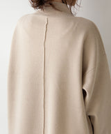 バックスリットニットワンピース