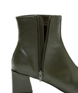 センターシームスクエアショートブーツ