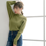 タートルネックリブニットプルオーバー