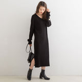 Vネックリブニットワンピース