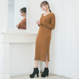 Vネックリブニットワンピース