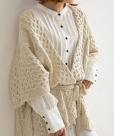 ケーブルニットカーディガン