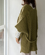 ケーブルニットカーディガン