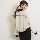 ハイネックバックロゴニットトップス