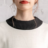 ハイネックバックロゴニットトップス