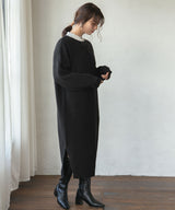 バックオープンニットワンピース