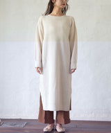 バックオープンニットワンピース