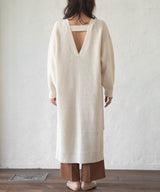 バックオープンニットワンピース