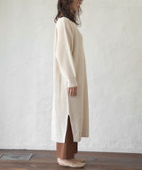 バックオープンニットワンピース