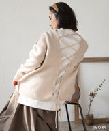 バックレースアップニット