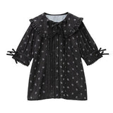 大きめ丸襟リボンフリルブラウス