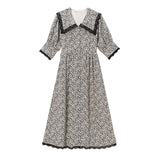 セーラー襟バックリボンワンピース