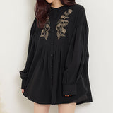 【メール便】バンドカラー刺繍ブラウス