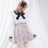 バックルベルトフリルレースショートパンツ