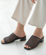 スクエアトゥシアーサンダル