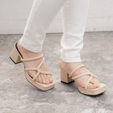 スクエアトゥツイストストラップサンダル