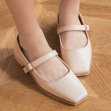 スクエアトゥベルトパンプス